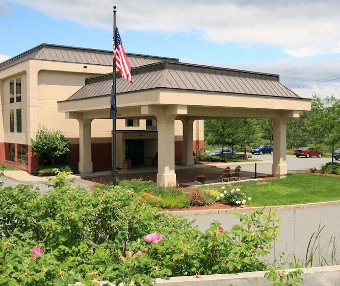 فندق Hampton Inn White River Junction