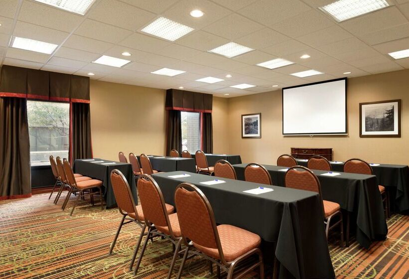 Отель Hampton Inn Wichita Fallssikes Senter Mall