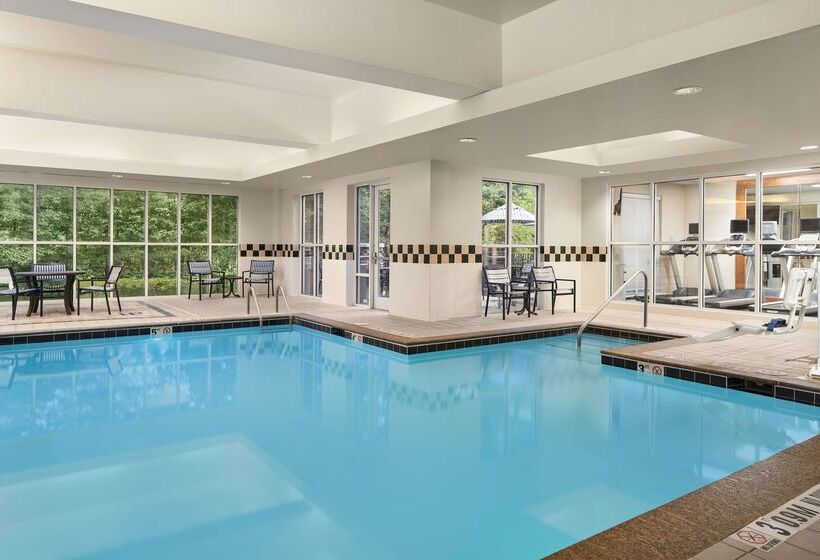 هتل Hilton Garden Inn Columbus