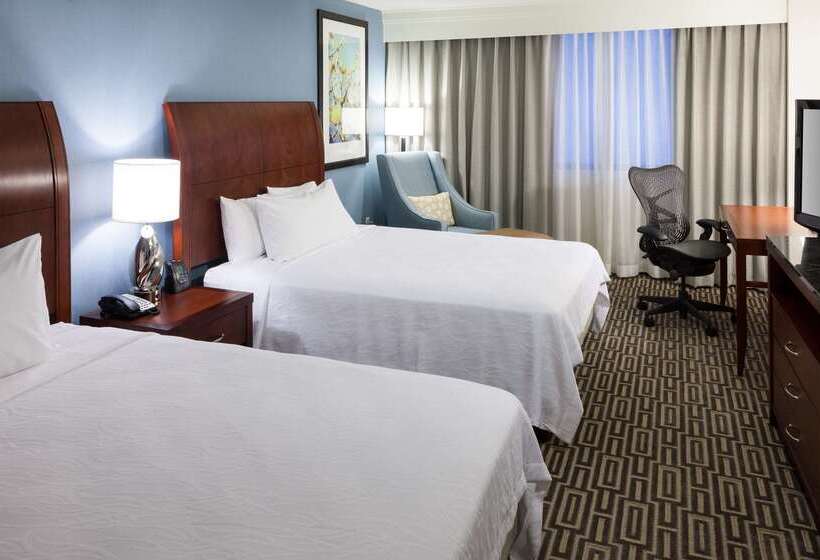 هتل Hilton Garden Inn Denver Downtown