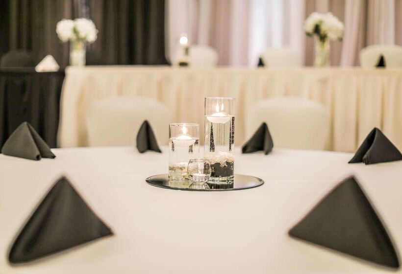 Отель Hilton Garden Inn Fargo