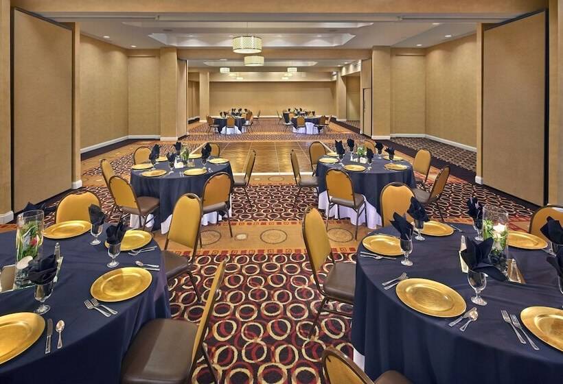 فندق Holiday Inn Jacksonville E 295 Baymeadows, An Ihg