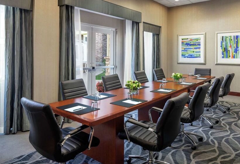 בית מלון כפרי Homewood Suites By Hilton Agoura Hills