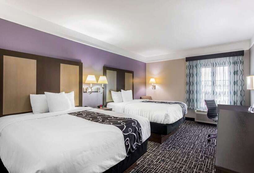 هتل La Quinta Inn & Suites By Wyndham Fultondale Birmingham N