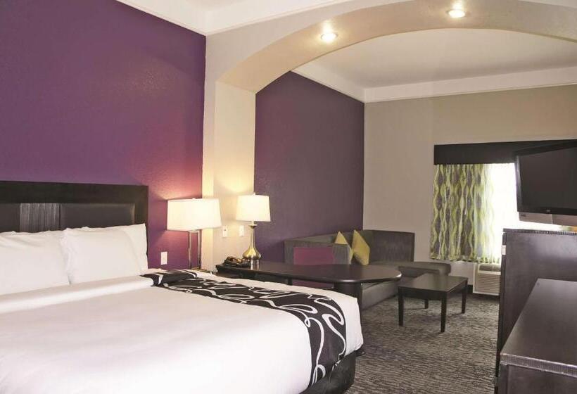 هتل La Quinta By Wyndham Pearland