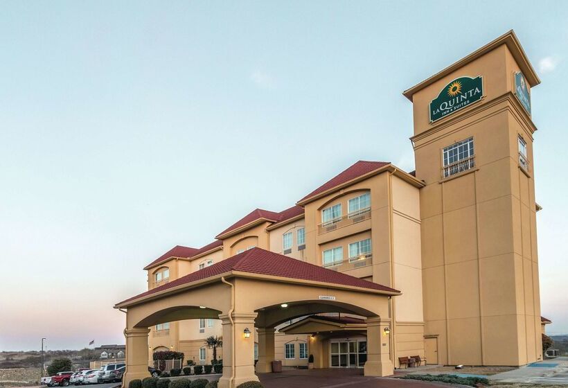 هتل La Quinta By Wyndham Fort Worth   Lake Worth