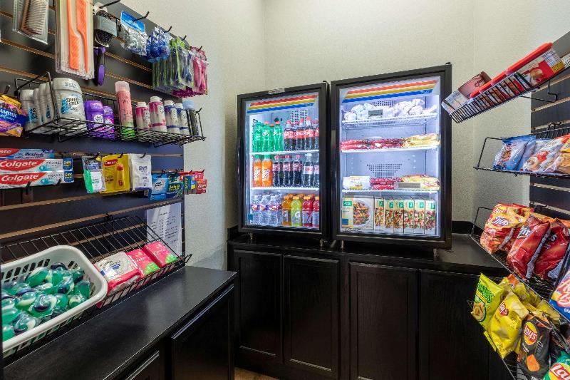 هتل La Quinta By Wyndham Fort Worth   Lake Worth