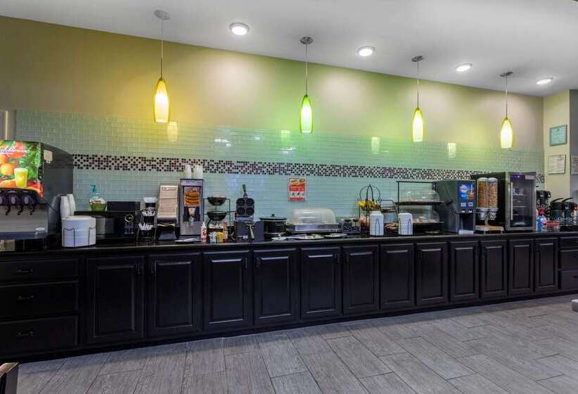 هتل La Quinta By Wyndham Huntsville Airport Madison