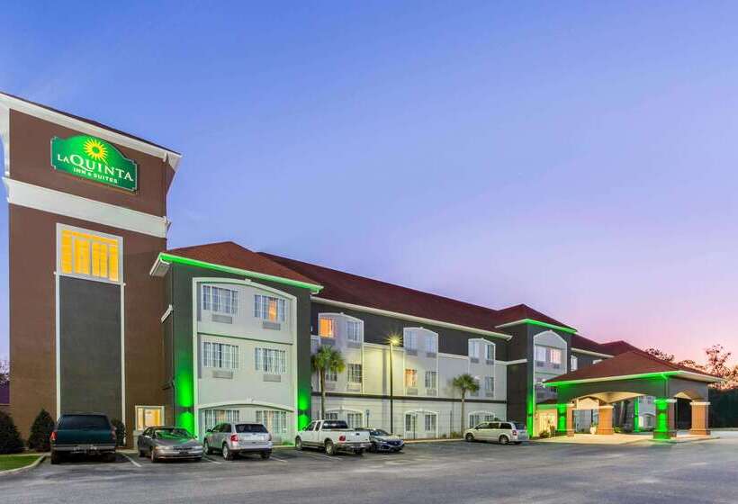 Отель La Quinta Inn & Suites By Wyndham Mobile Satsuma / Saraland