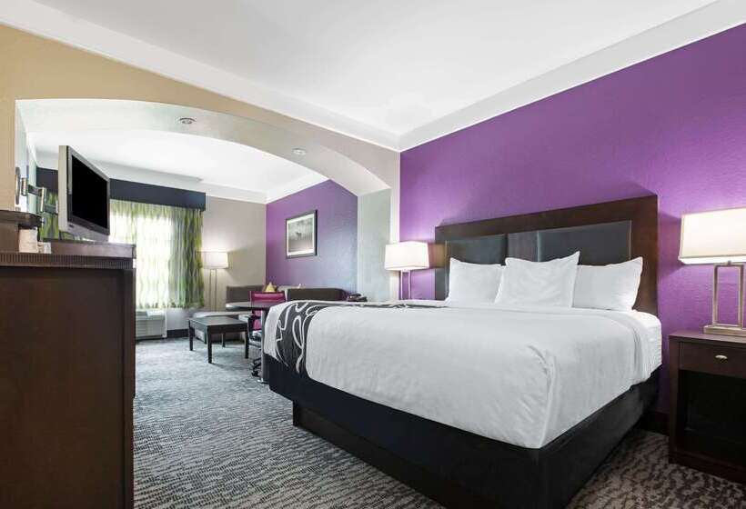 هتل La Quinta By Wyndham Pearland