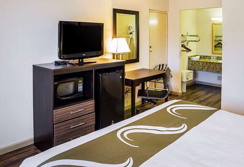 هتل Quality Inn Biloxi Beach