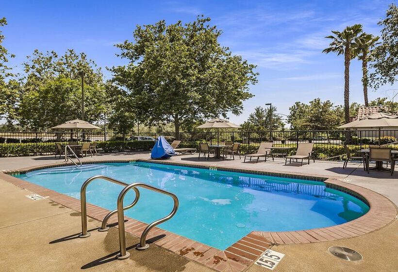 Surestay Plus Hotel By Best Western Rocklin