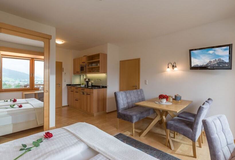 Gartenhotel Rosenhof Bei Kitzbühel