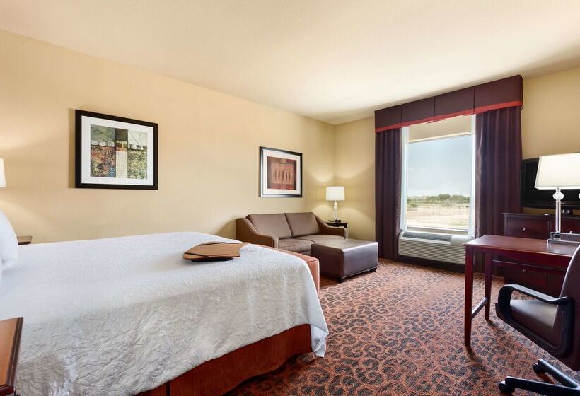 Hampton Inn & Suites Mission