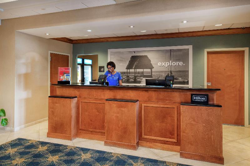 Hampton Inn Wilmingtonuniversity Area/smith Creek Station