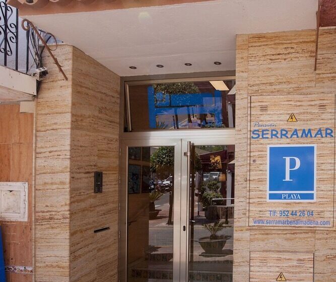 مسافرخانه Serramar