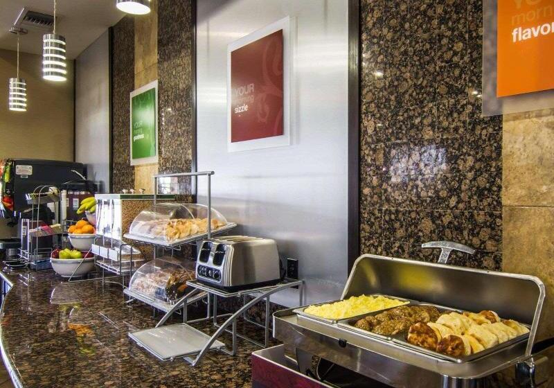 هتل Comfort Suites West Dallas  Cockrell Hill