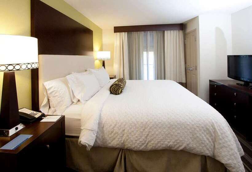 هتل Embassy Suites By Hilton Savannah Airport