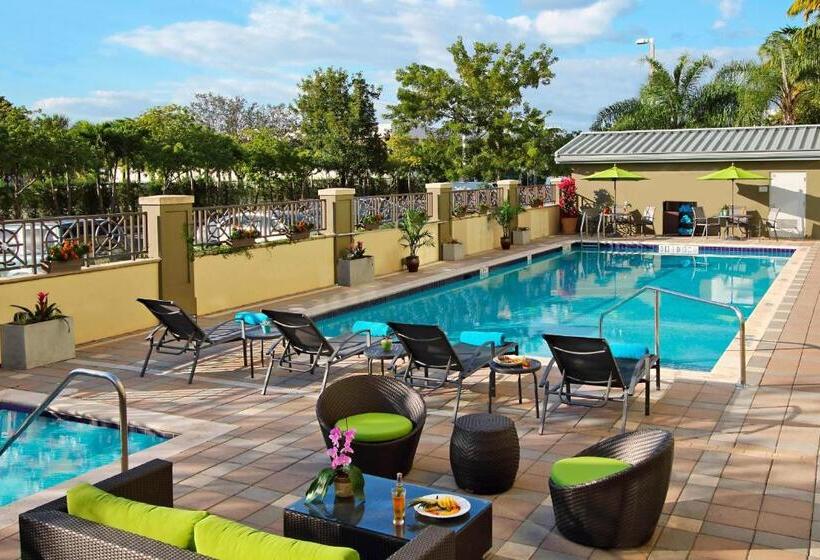 هتل Fairfield Inn & Suites Fort Lauderdale Airport & Cruise Port
