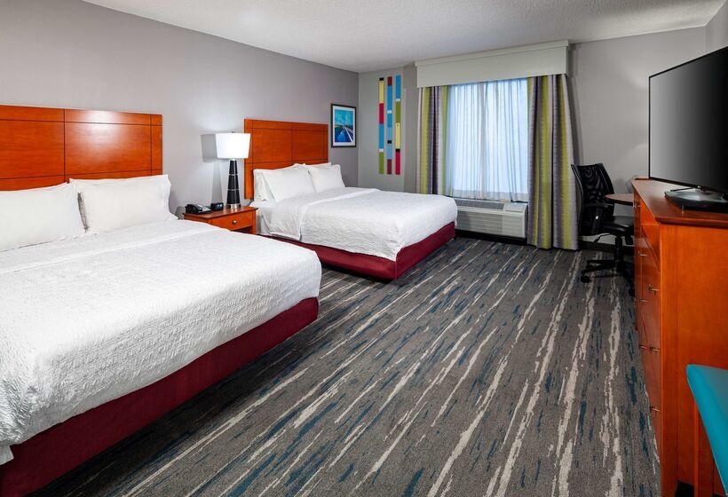 هتل Hampton Inn & Suites Mobile I 65@ Airport Blvd