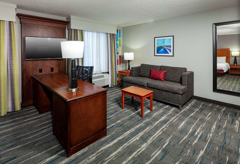 هتل Hampton Inn & Suites Mobile I 65@ Airport Blvd