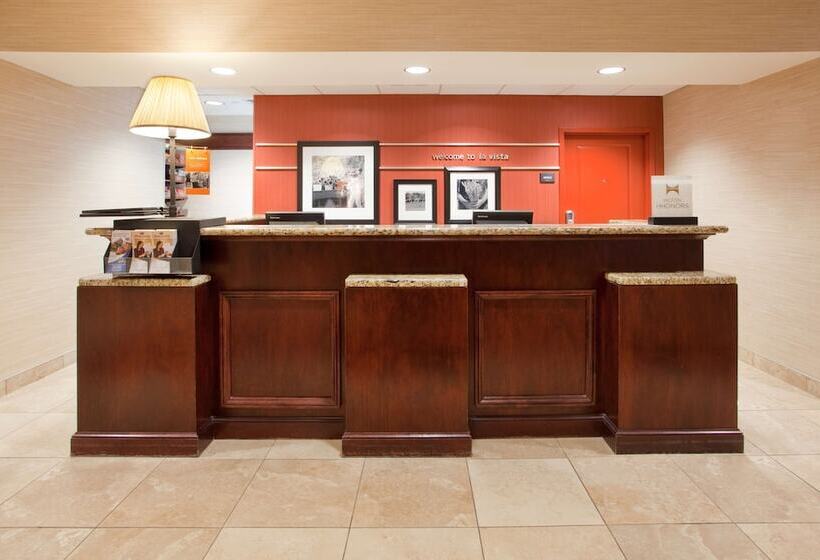 هتل Hampton Inn & Suites Omaha Southwest La Vista