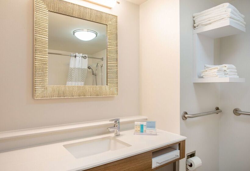 Отель Hampton Inn Fishkill