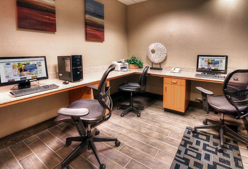 בית מלון כפרי Hampton Inn Great Falls
