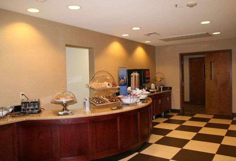 בית מלון כפרי Hampton Inn Great Falls
