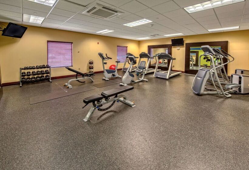 هتل Hampton Inn Rochesterirondequoit