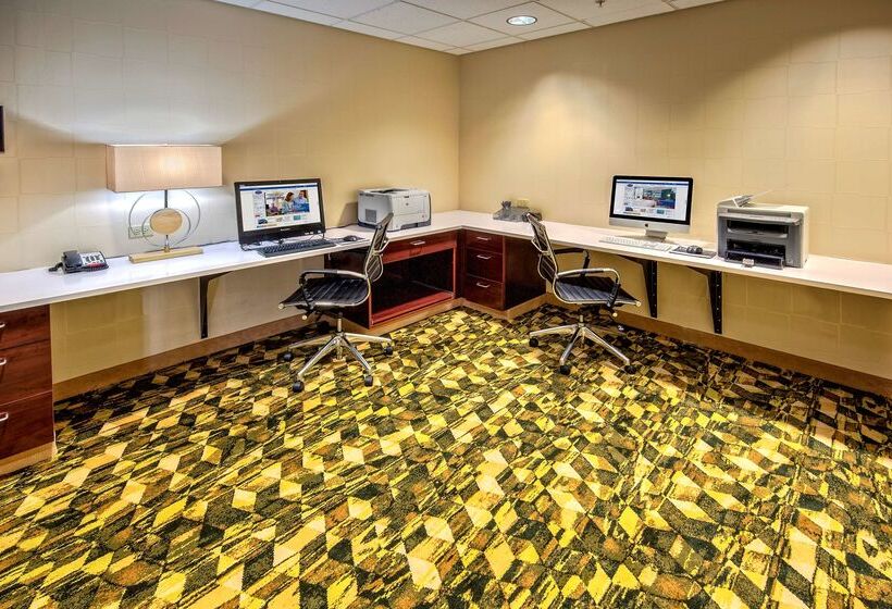 هتل Hampton Inn Rochesterirondequoit