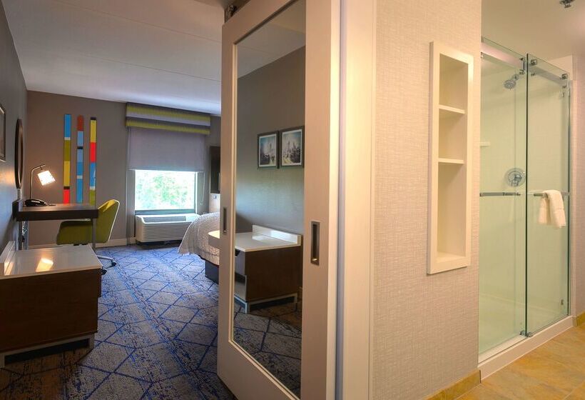 فندق Hampton Inn & Suites Atlsix Flags