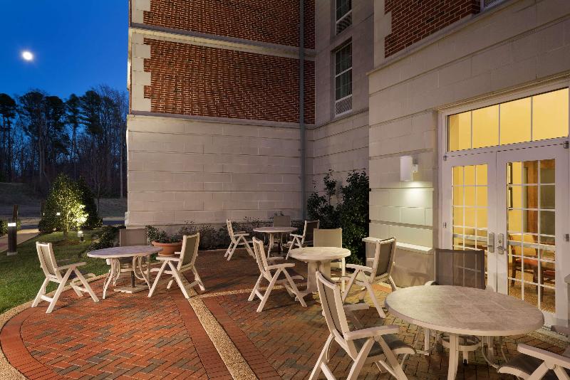 هتل Hampton Inn & Suites Williamsburg Central