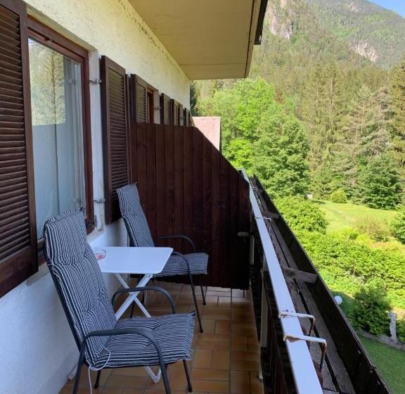 هتل Pension & Apartments Waldkrieber