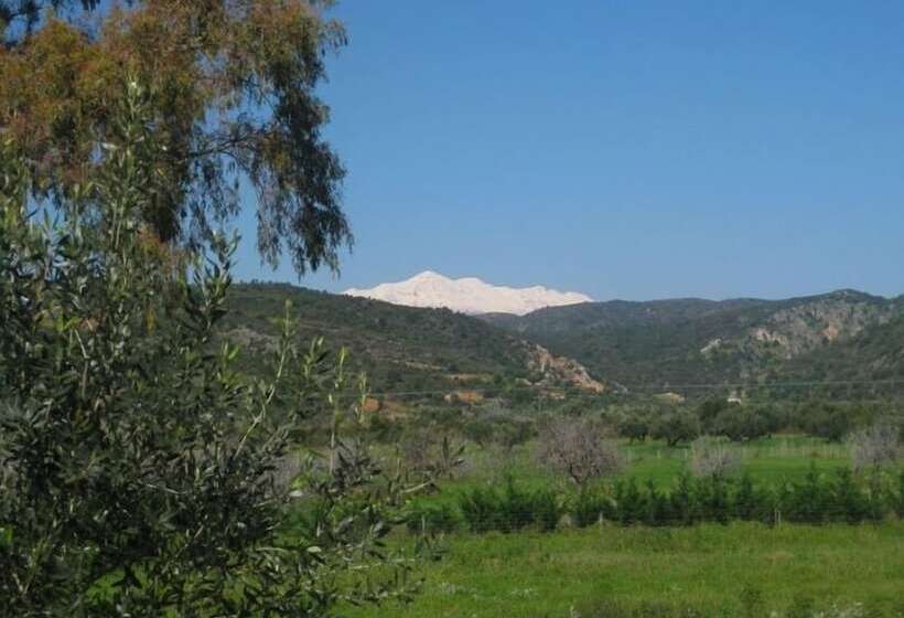 Aktaion Resort