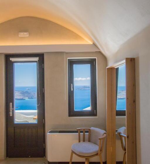Chic Hotel Santorini