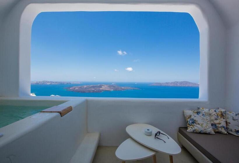 Chic Hotel Santorini