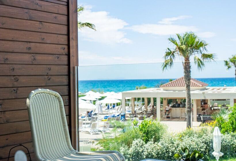 هتل Almyros Beach