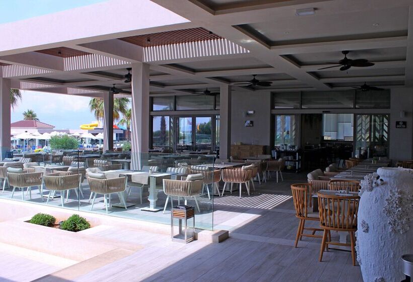 هتل Almyros Beach