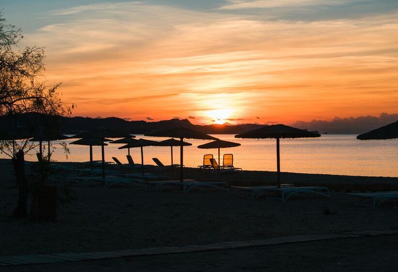 هتل Almyros Beach