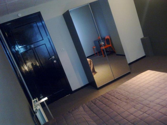 هتل Shelter Rooms