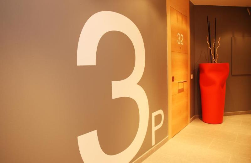 Mh Apartments Suites