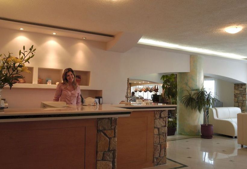 هتل Almiros Apartments