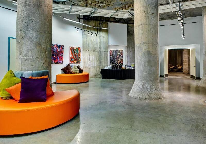 هتل Aloft Dallas Downtown