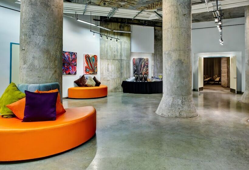 هتل Aloft Dallas Downtown