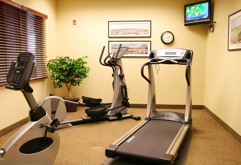 ホテル Hampton Inn And Suites Dobson