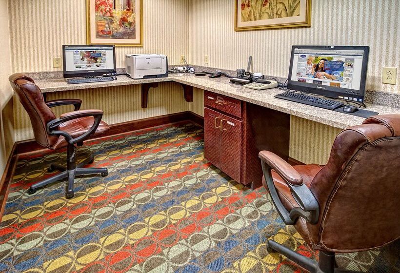 فندق Hampton Inn Cleveland, Ms