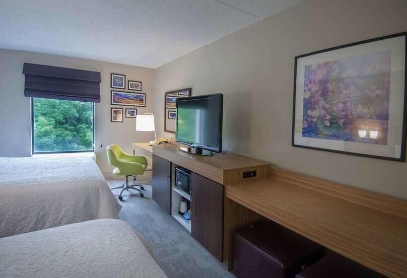 هتل Hampton Inn Doylestown