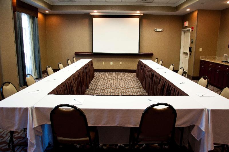 هتل Hampton Inn Doylestown