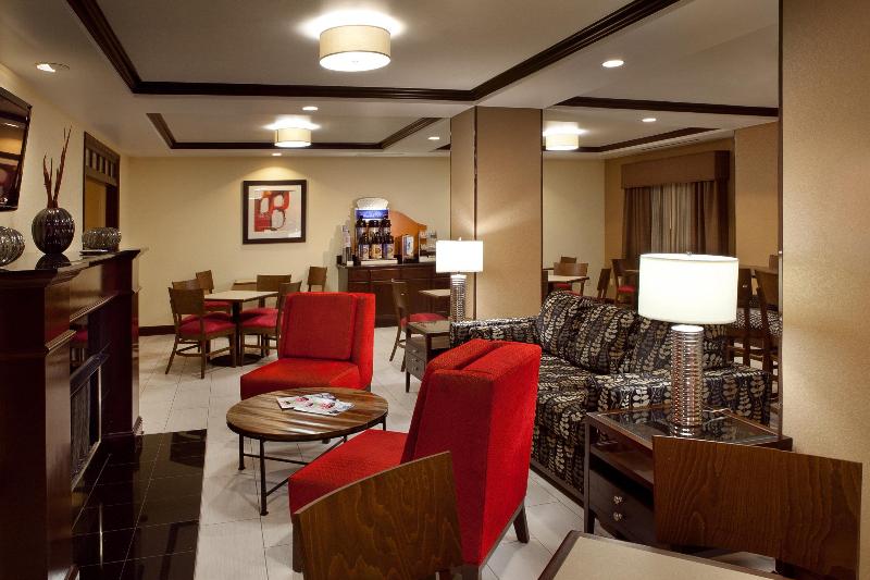 호텔 Holiday Inn Express And Suites Atlanta Johns Creek, An Ihg